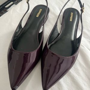 Express flats size 10